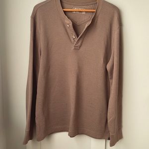 Men’s long sleeve shirt